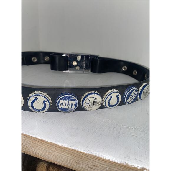 NFL Indianapolis Colts Beer Bottle Cap Belt With Bottle Opener / Medium Made USA - Picture 5 of 8